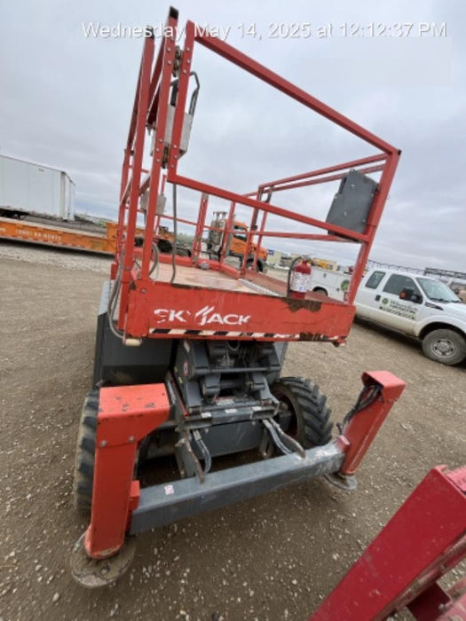 2016 SKYJACK SJ6826 RT