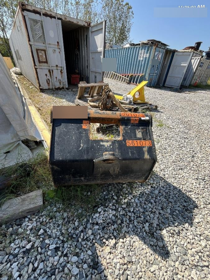 2025 TAKEUCHI 36" Bucket - Takeuchi