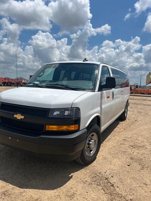 2025 CHEVROLET Express Van - Rental