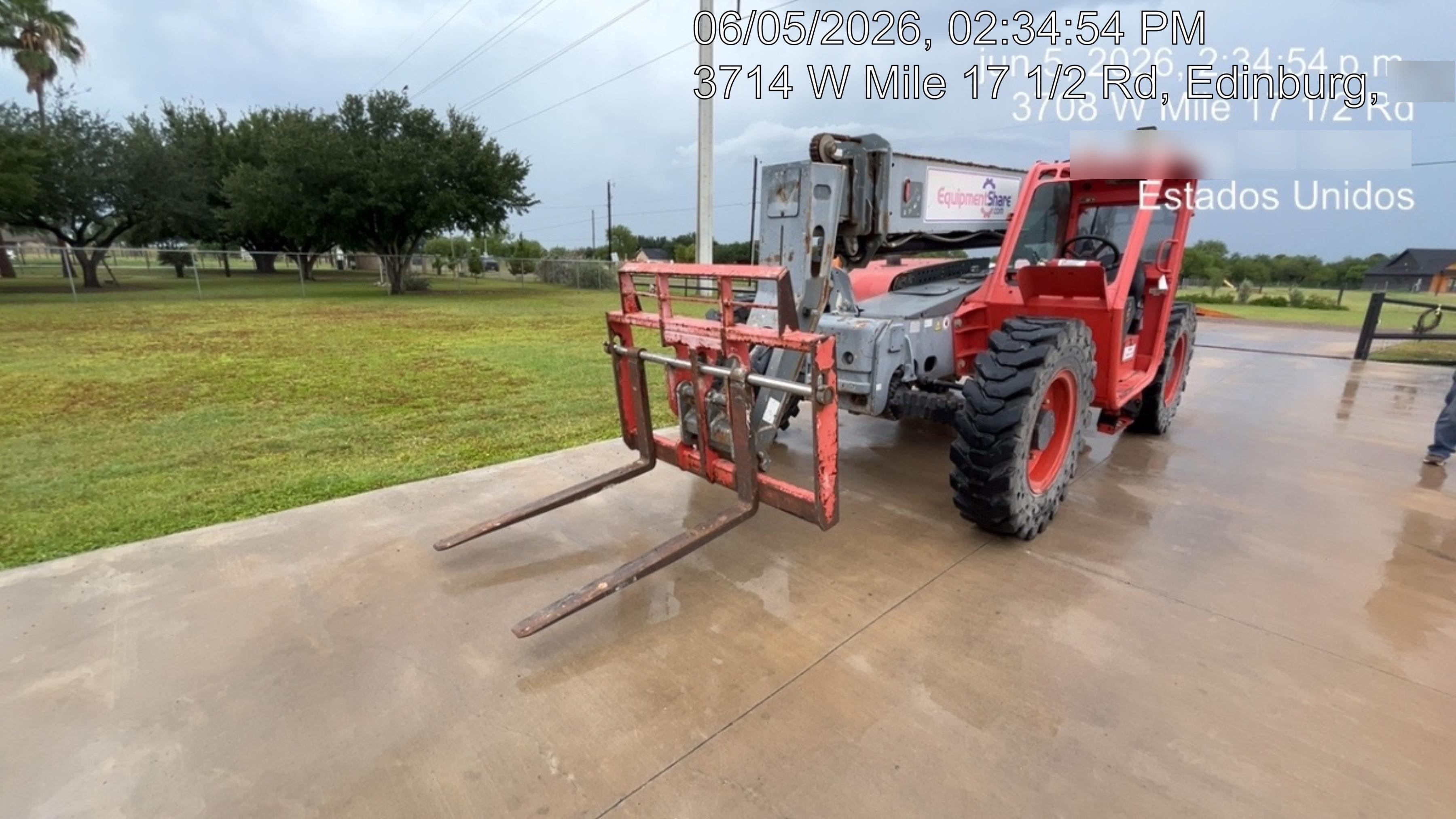 2016 Skyjack SJ643 TH 60" Carriage, Solid Tires