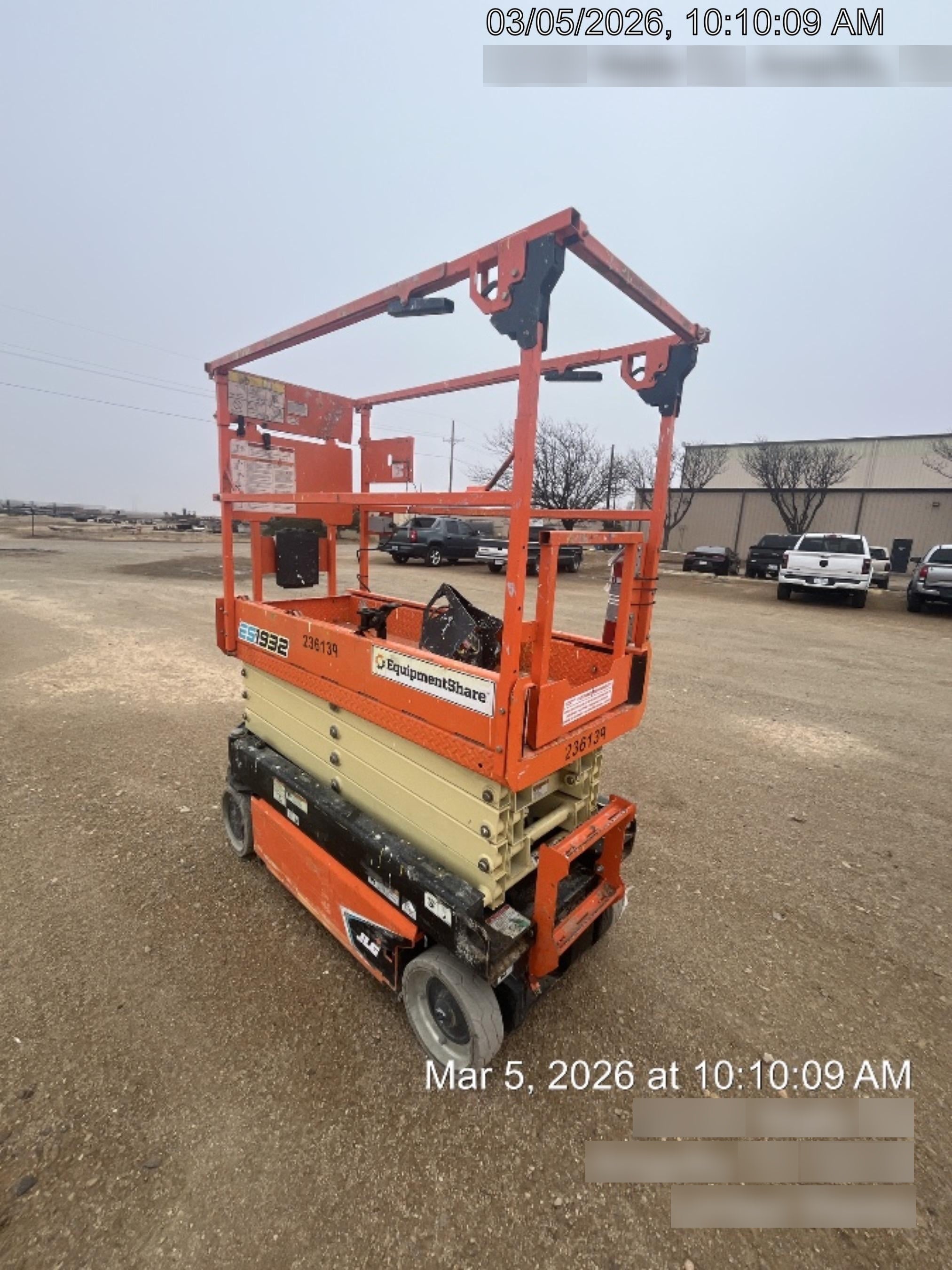 2022 JLG ES1932