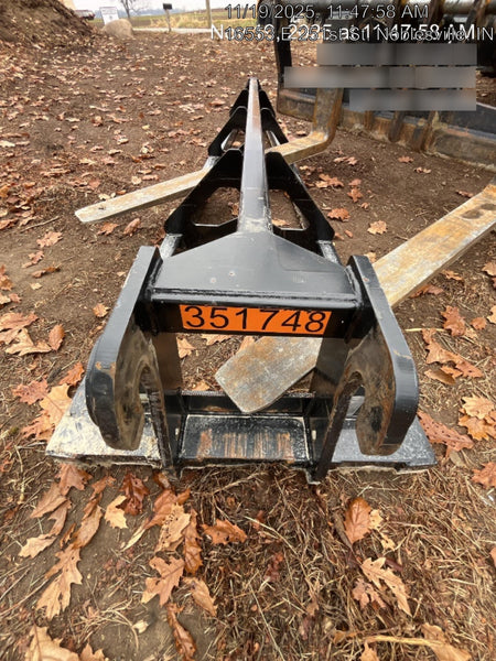 2023 JLG 1001275853