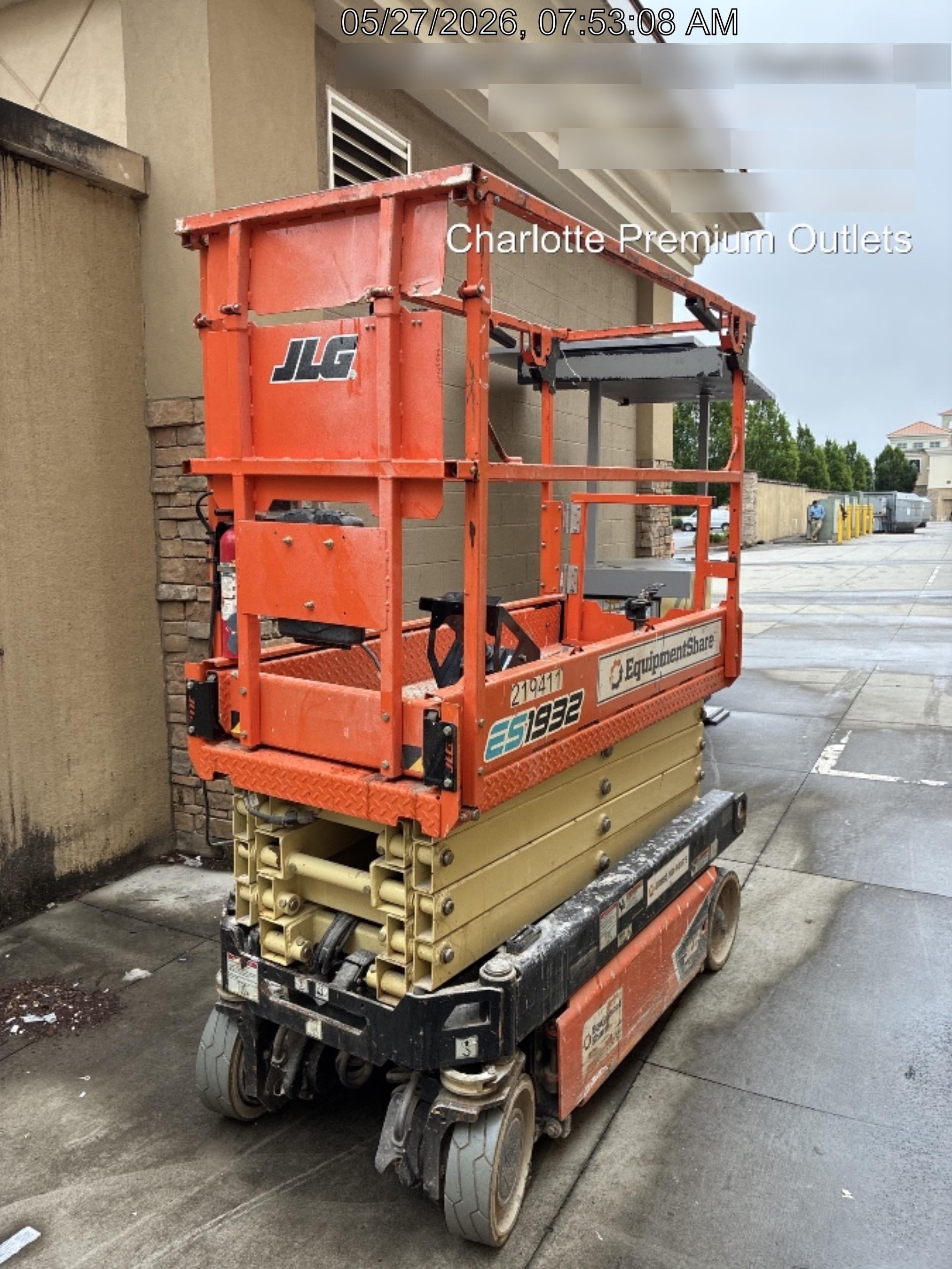 2022 JLG ES1932
