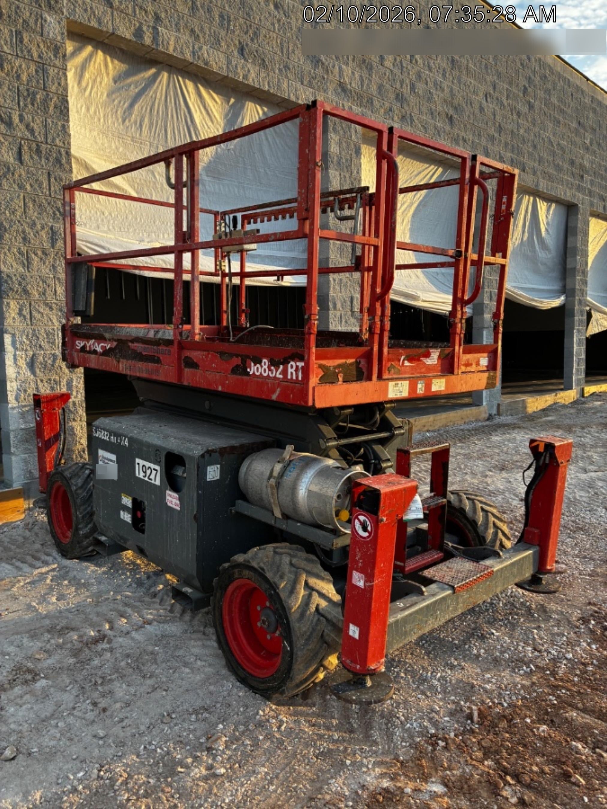 2016 SKYJACK SJ6832 RT