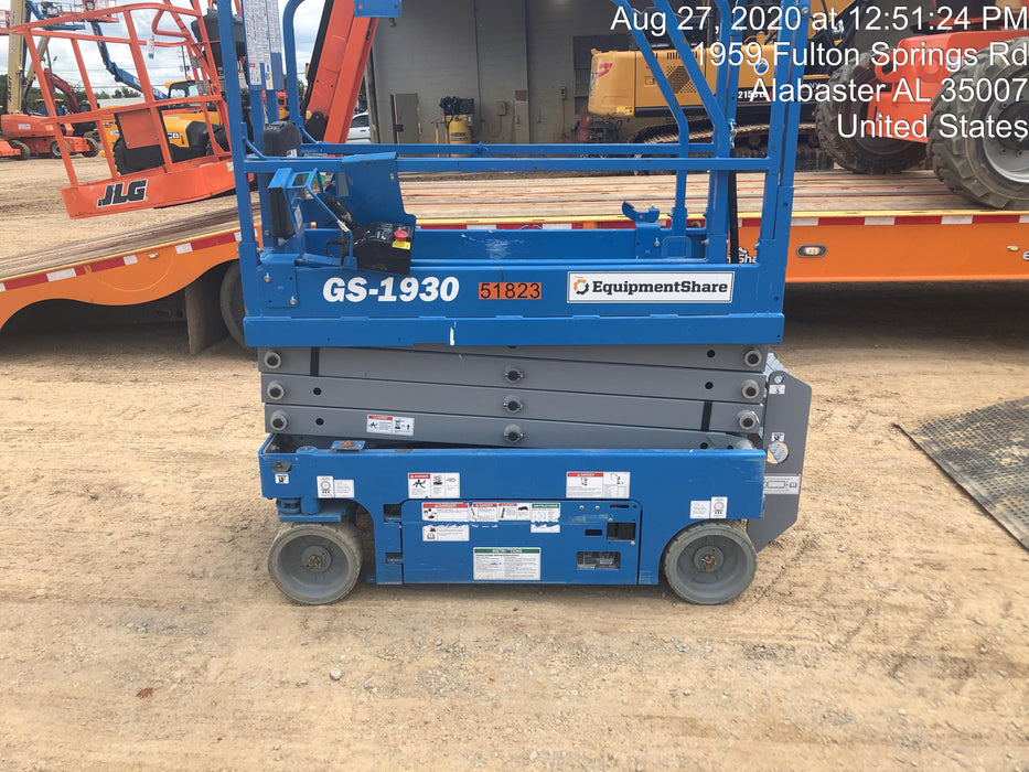2019 Genie GS-1930 Fixed Rails with Chain Entry
