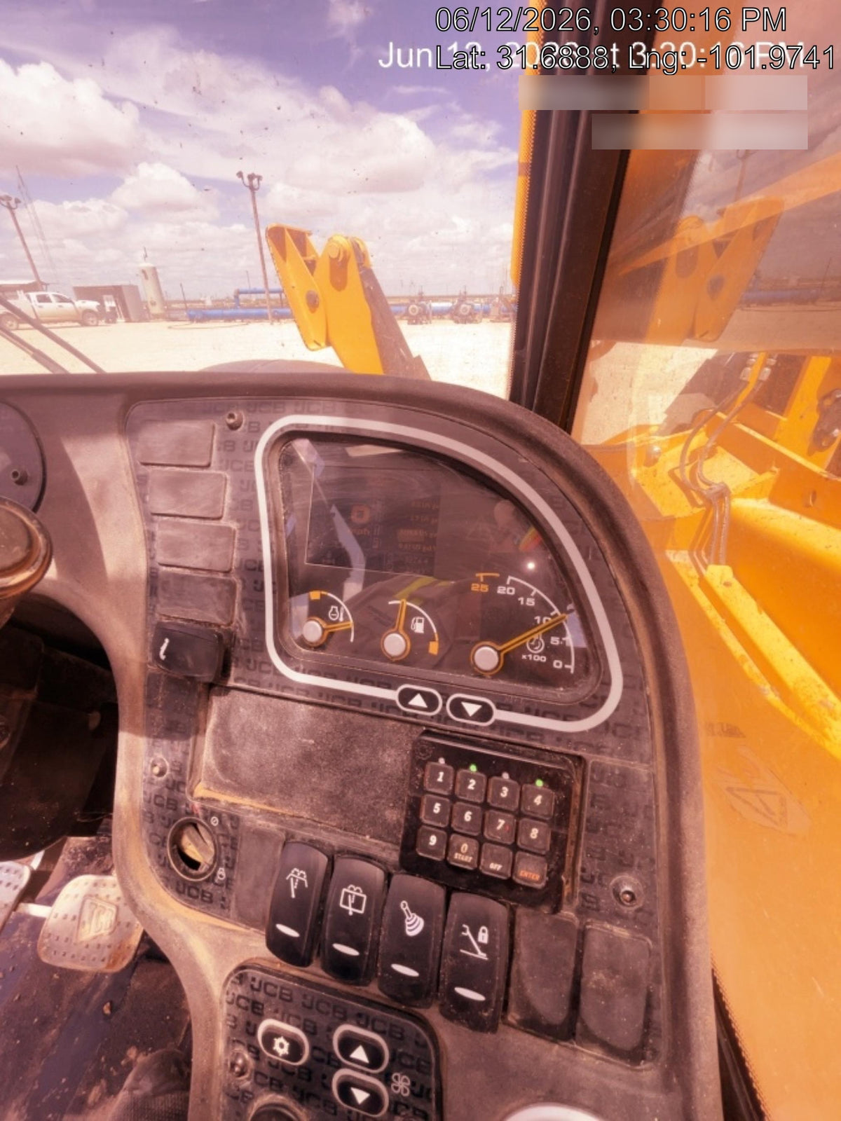 2022 JCB 510-56