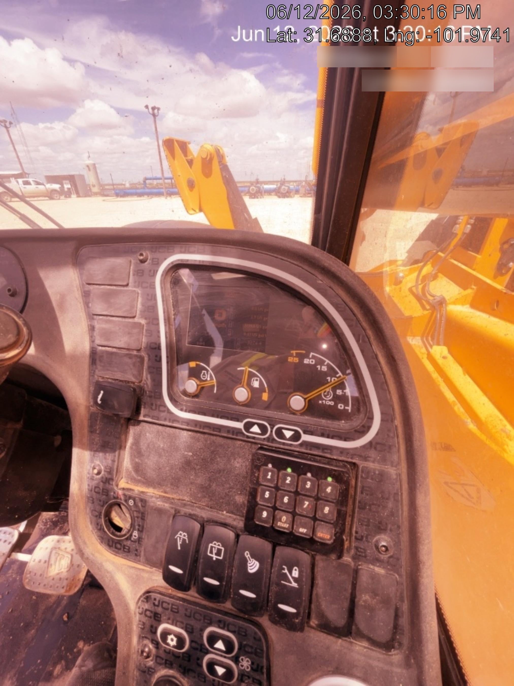 2022 JCB 510-56