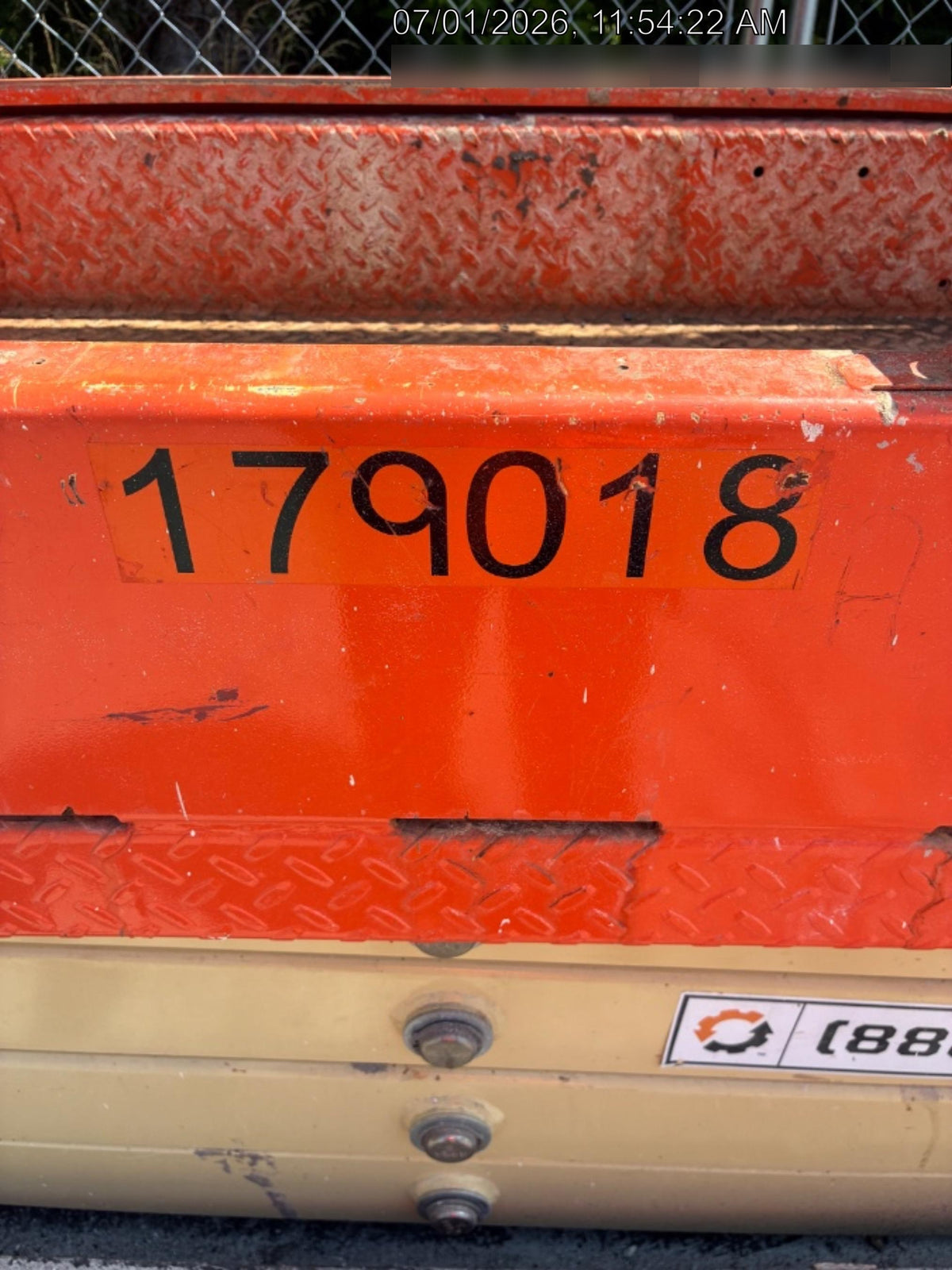 2021 JLG ES1932