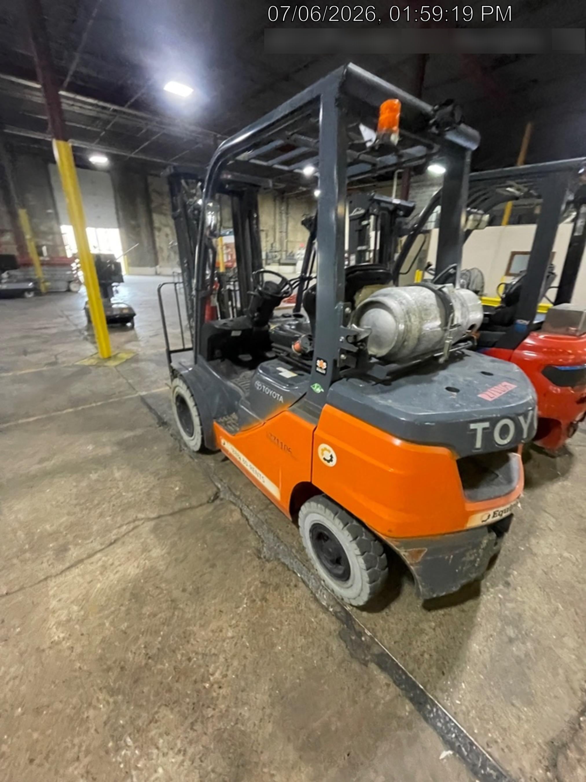 2022 TOYOTA 50-8FGU25