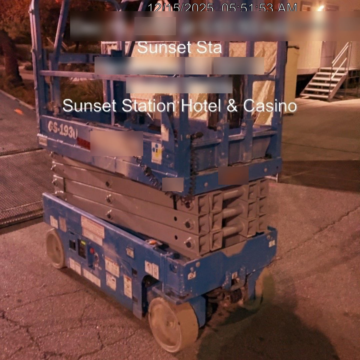 2019 Genie GS-1930 Half Height Swing Gate, 800W Inverter