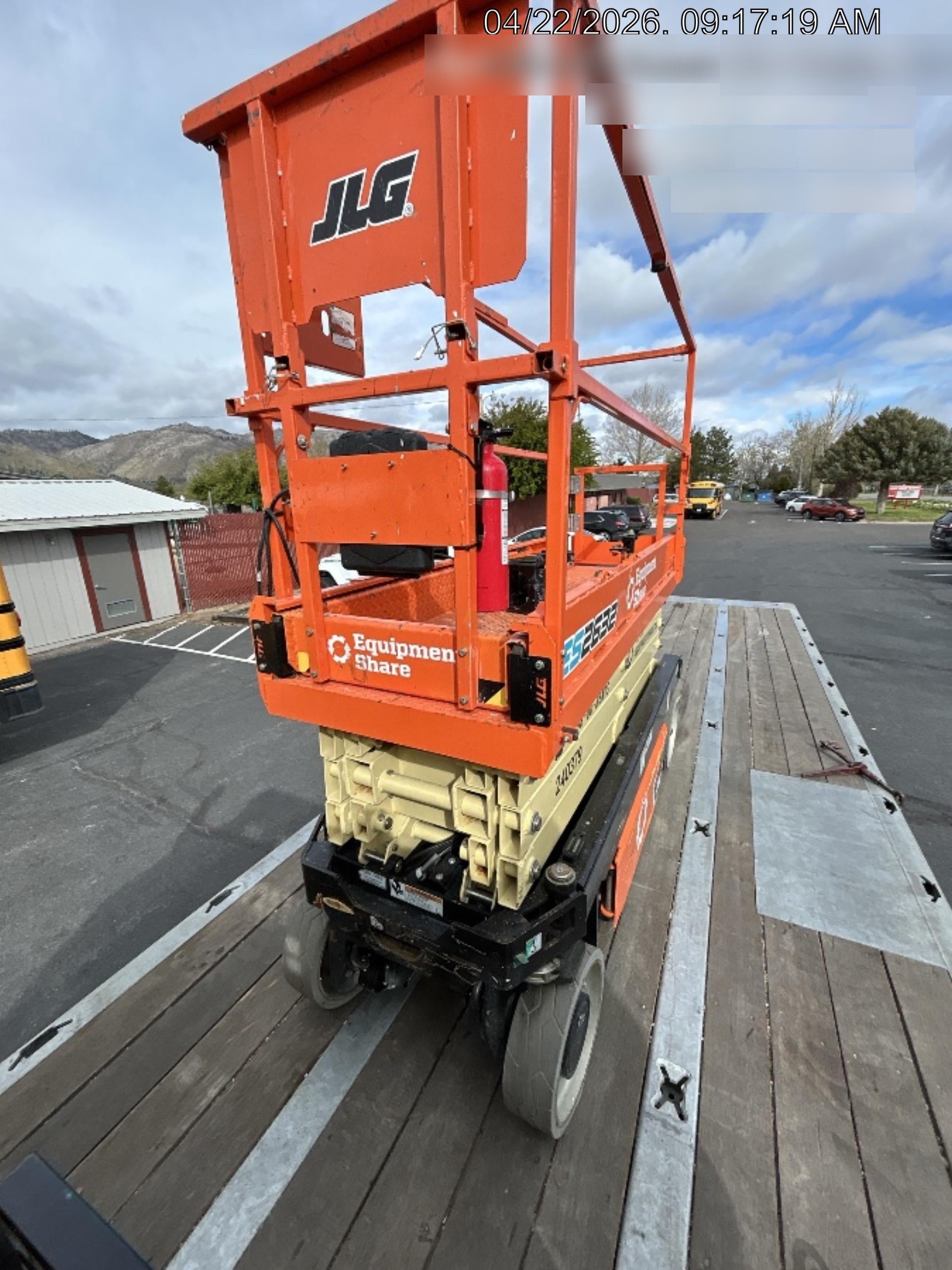 2022 JLG ES2632