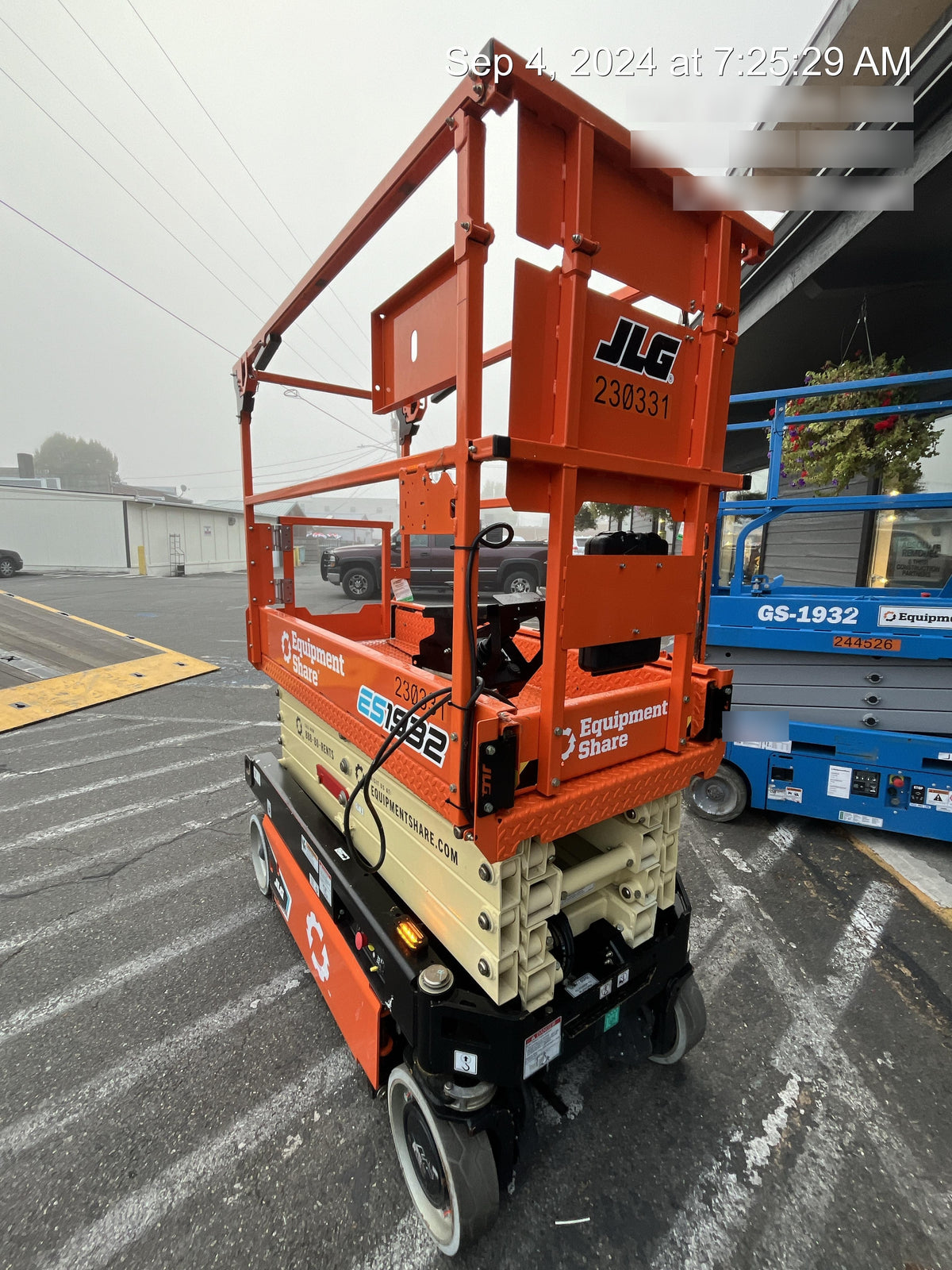 2022 JLG ES1932