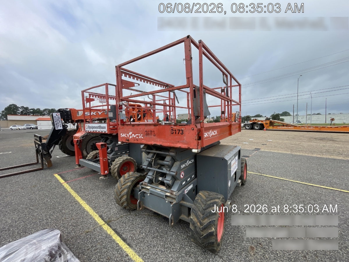 2017 SKYJACK SJ6832 RT