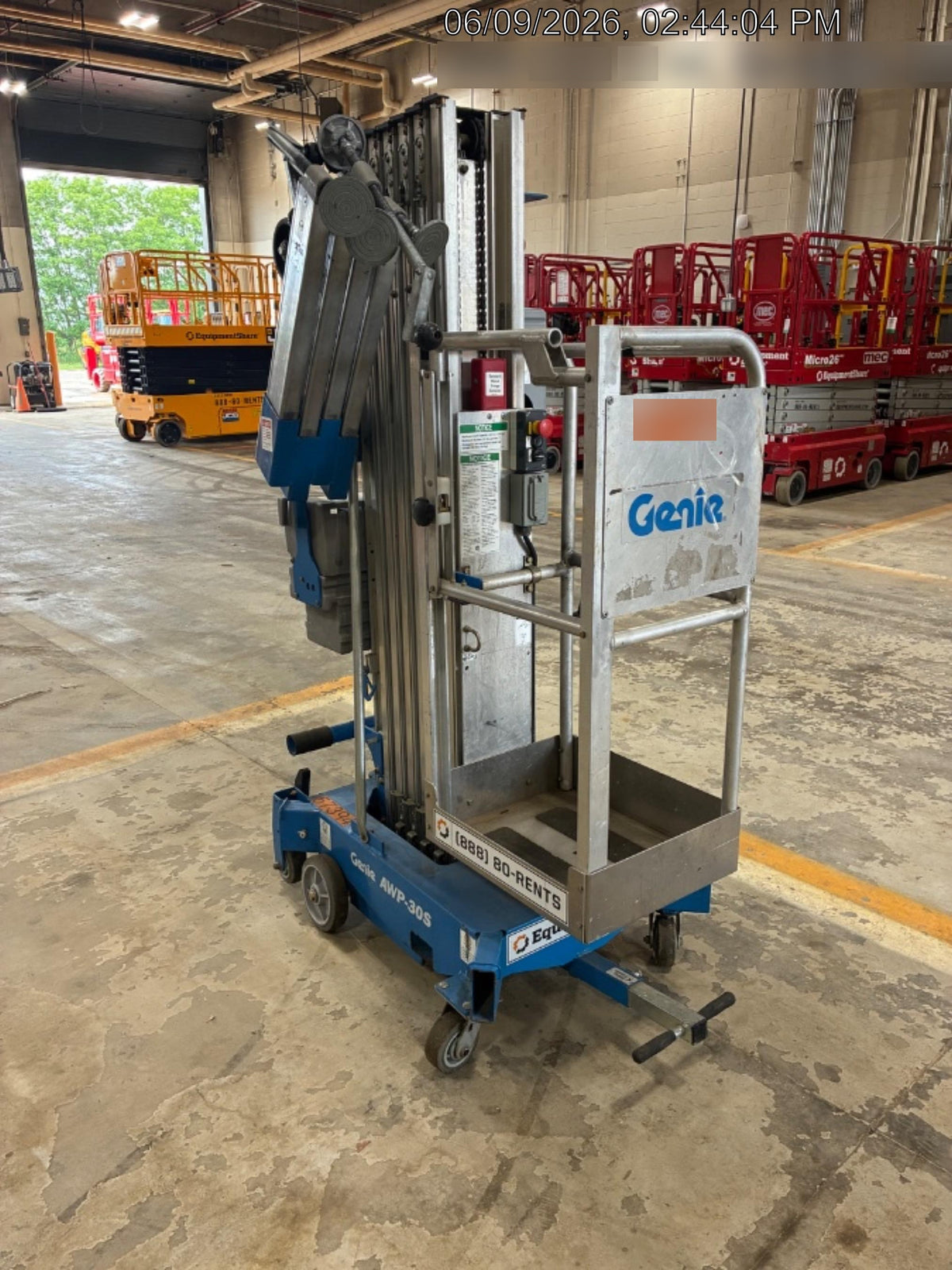 2018 GENIE AWP-30S