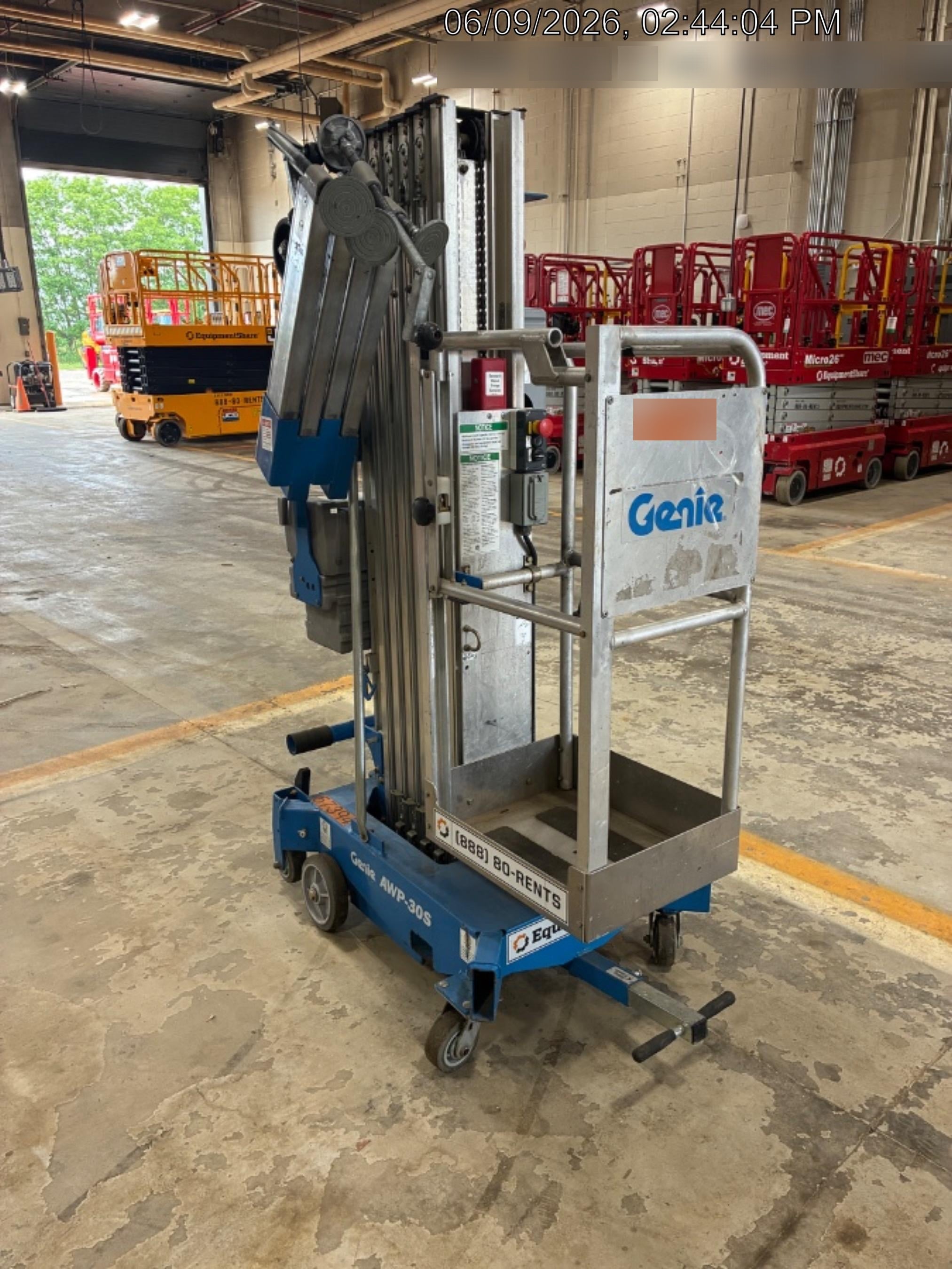 2018 GENIE AWP-30S