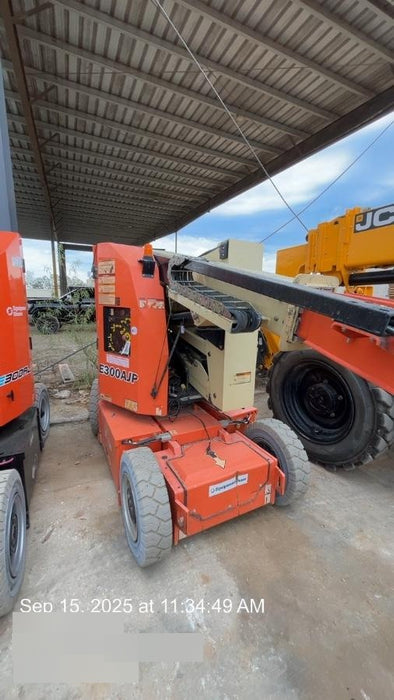 2019 JLG E300AJP
