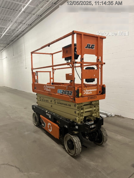 2022 JLG ES2632