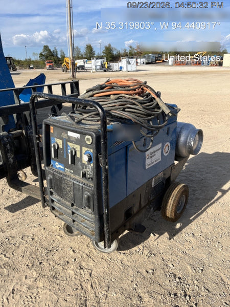 2019 Miller Electric BOBCAT 250 951600 PKG-250 amp Propane Welder, Standard w/Running Gear, Bracket, Hose"250 amp Propane Welder, Standard w/Running Gear, Bracket, Hose