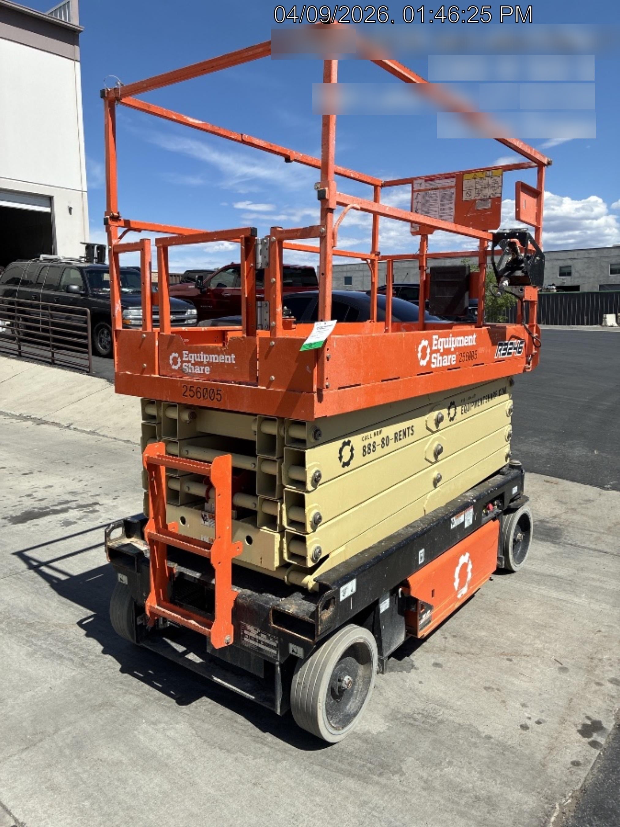 2022 JLG R3246