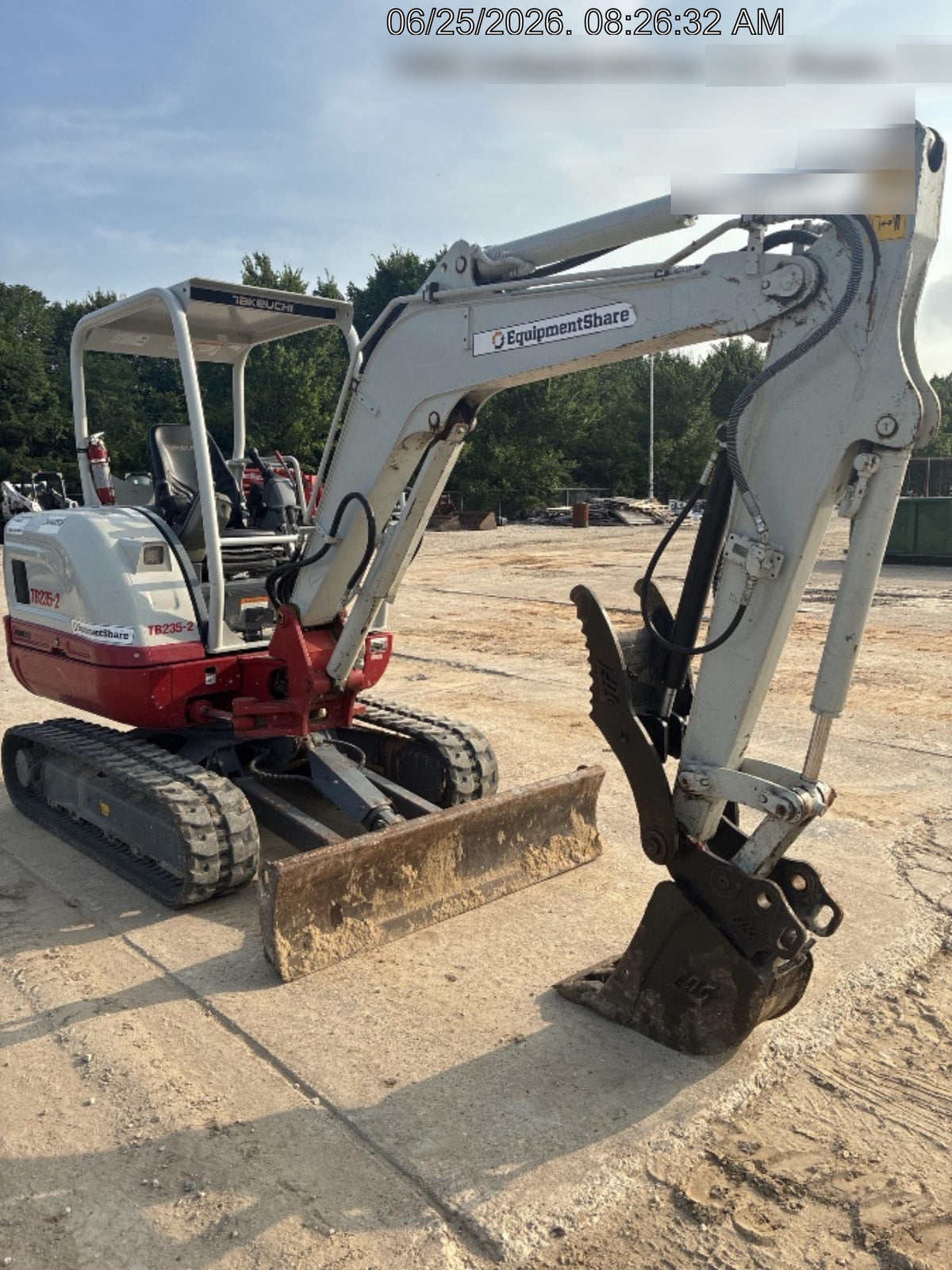 2023 TAKEUCHI TB235-2R