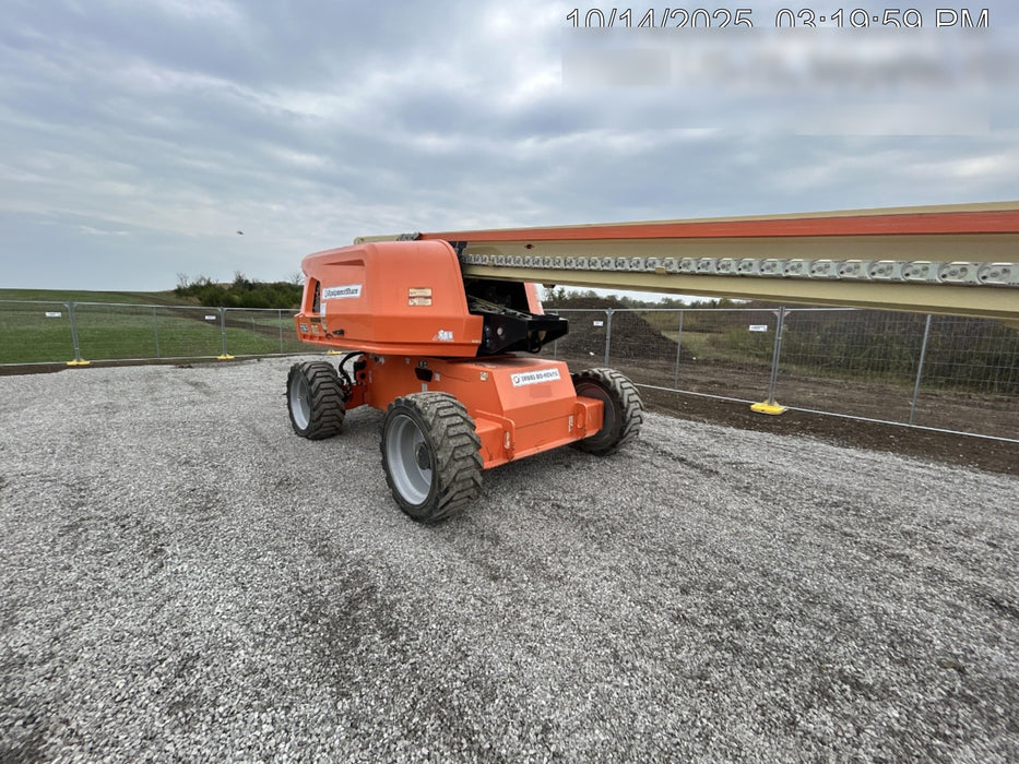2019 JLG 660SJ