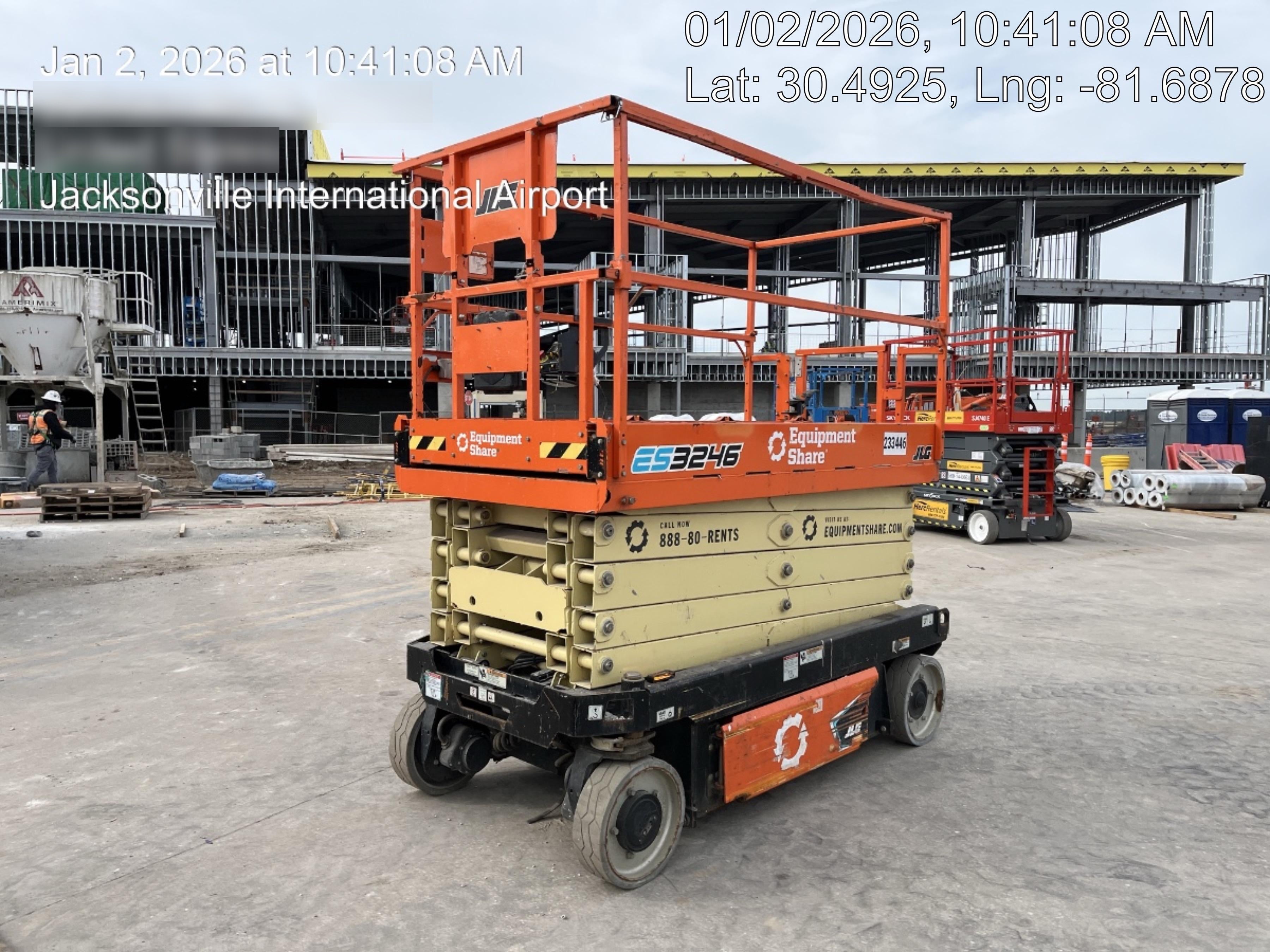 2022 JLG ES3246