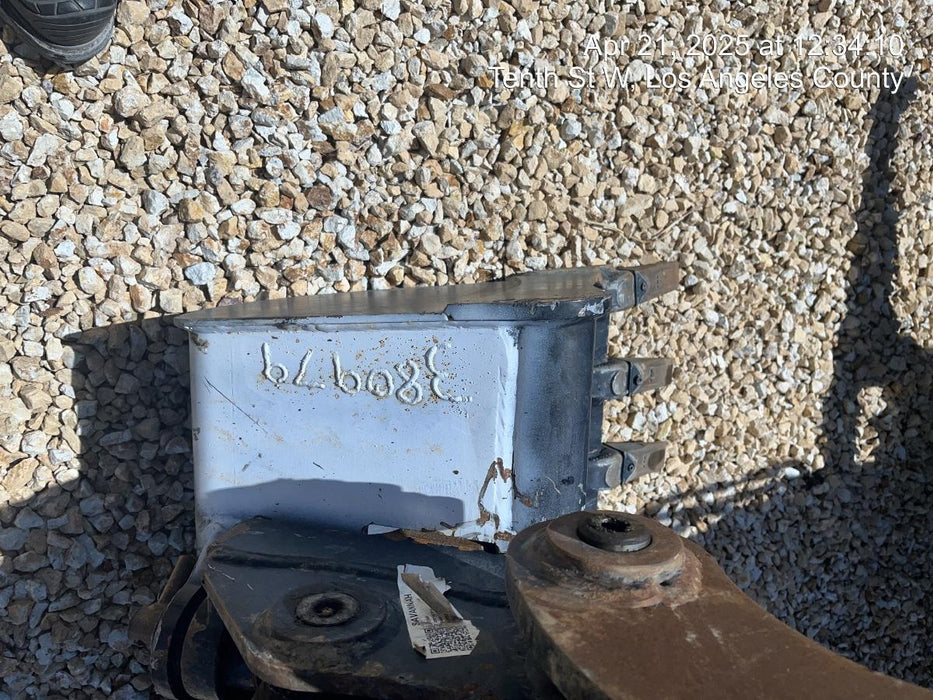 2023 SOLESBEE 24" Bucket, Tooth, Mini Excavator - Solesbee