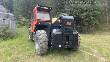 2023 JLG 1732