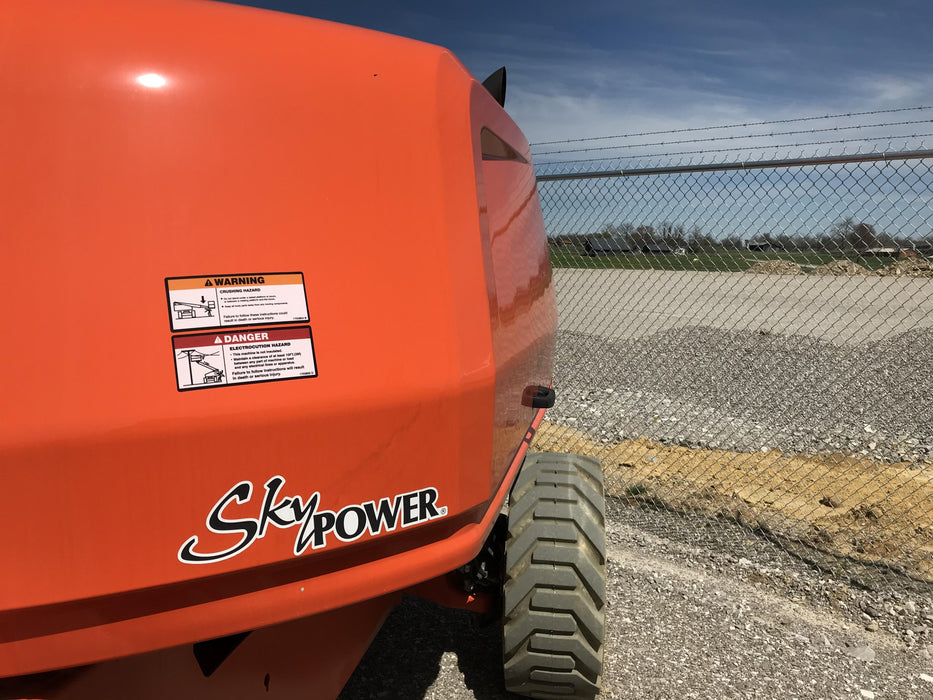 2019 JLG 660SJ