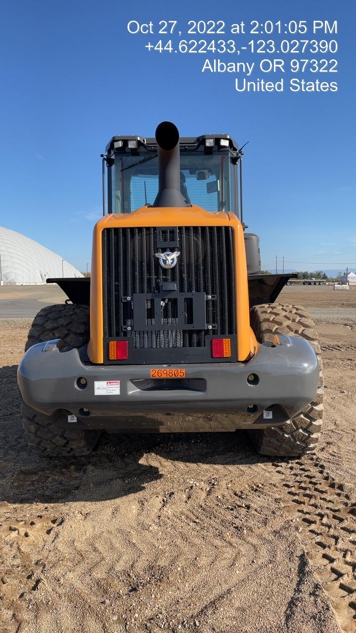 2023 CASE 821G