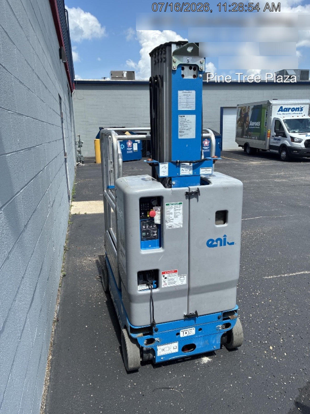 2020 GENIE GR-20