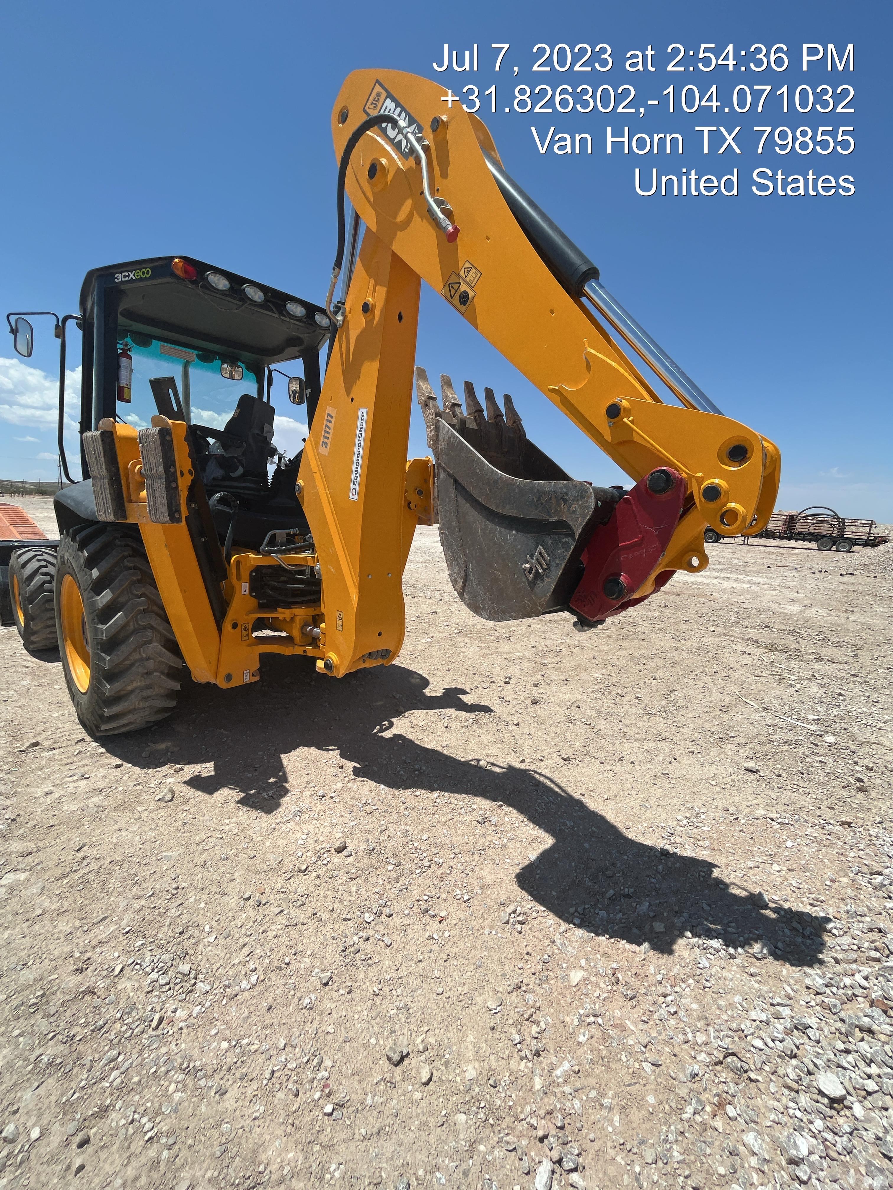 2023 JCB 3CX-14