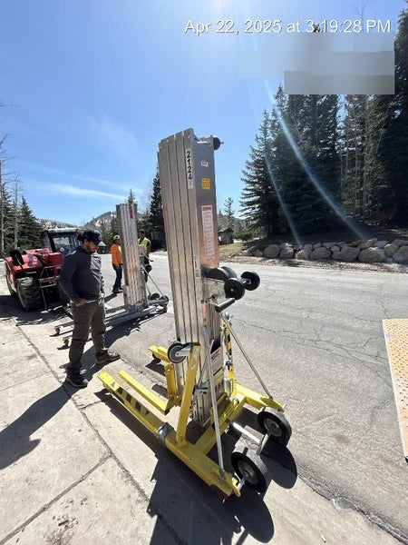 2023 GENIE SLC-24