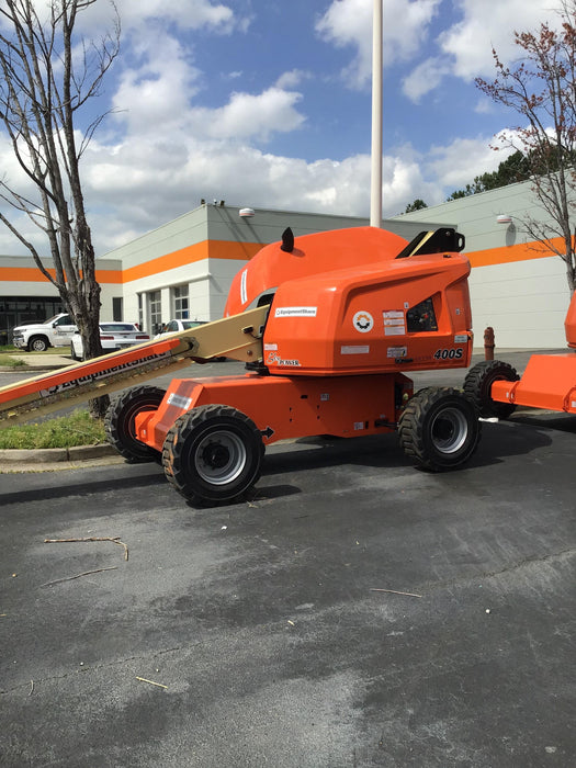 2020 JLG 400S