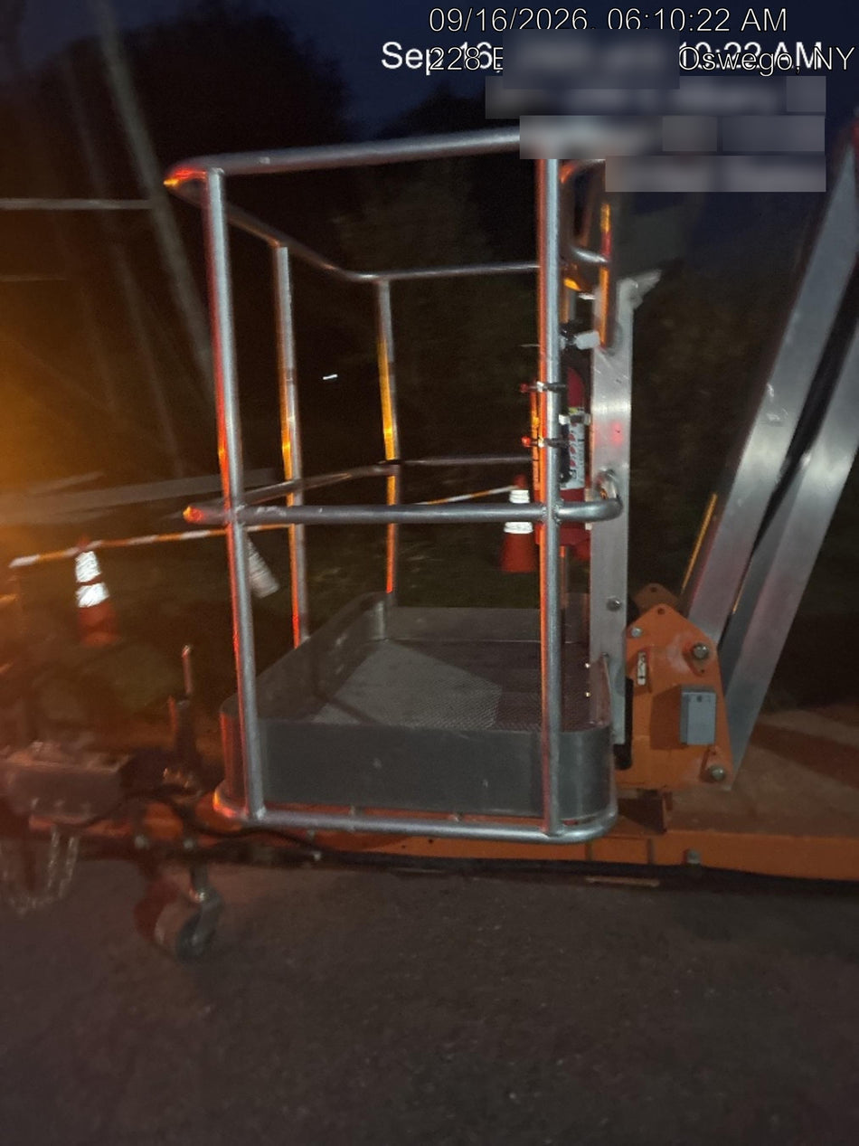 2021 JLG T500J