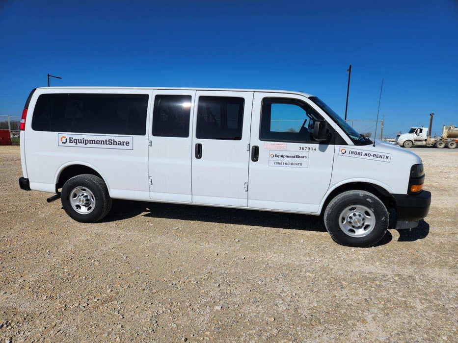 2023 CHEVROLET Express Van - Rental