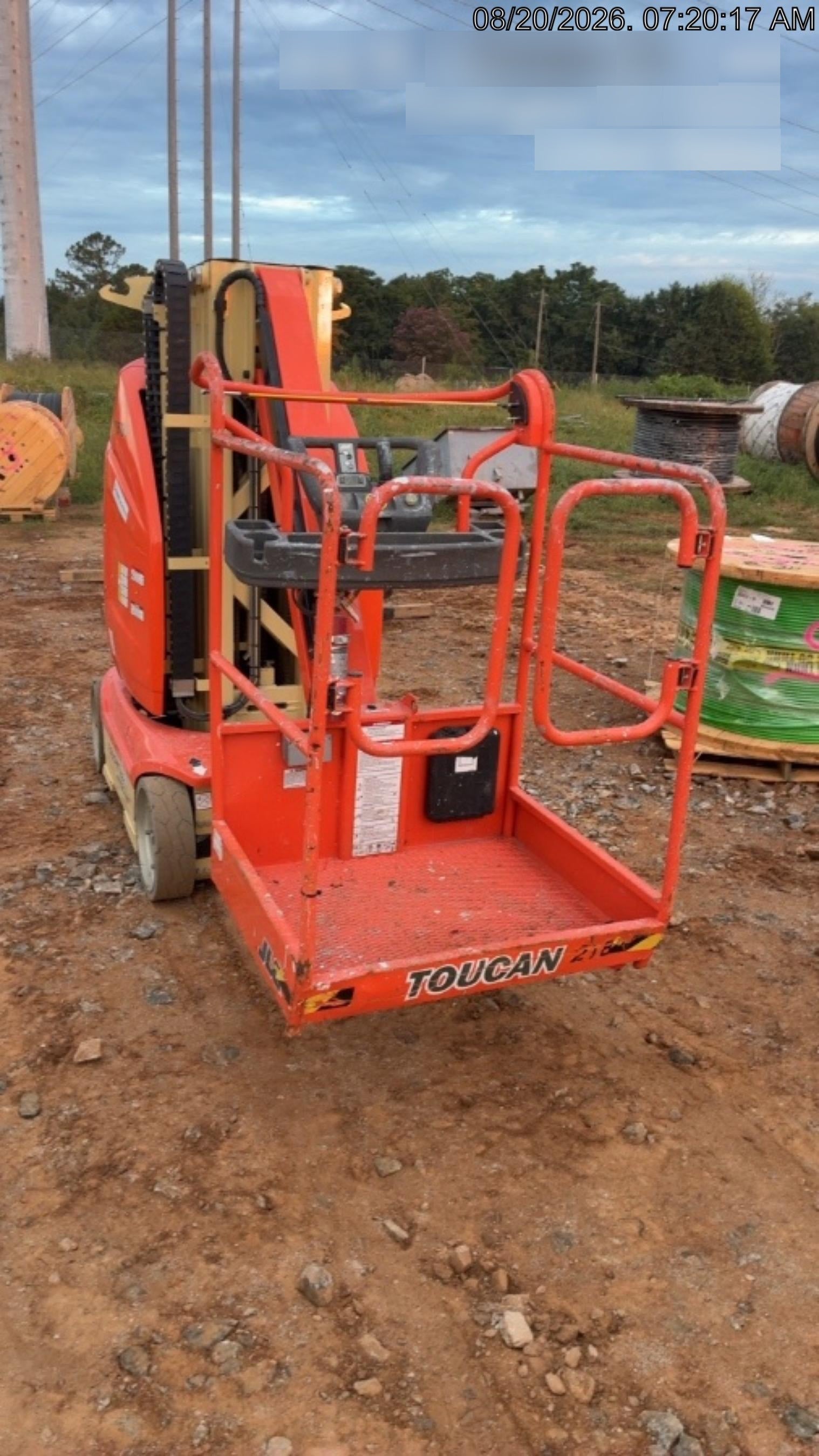 2022 JLG 26E