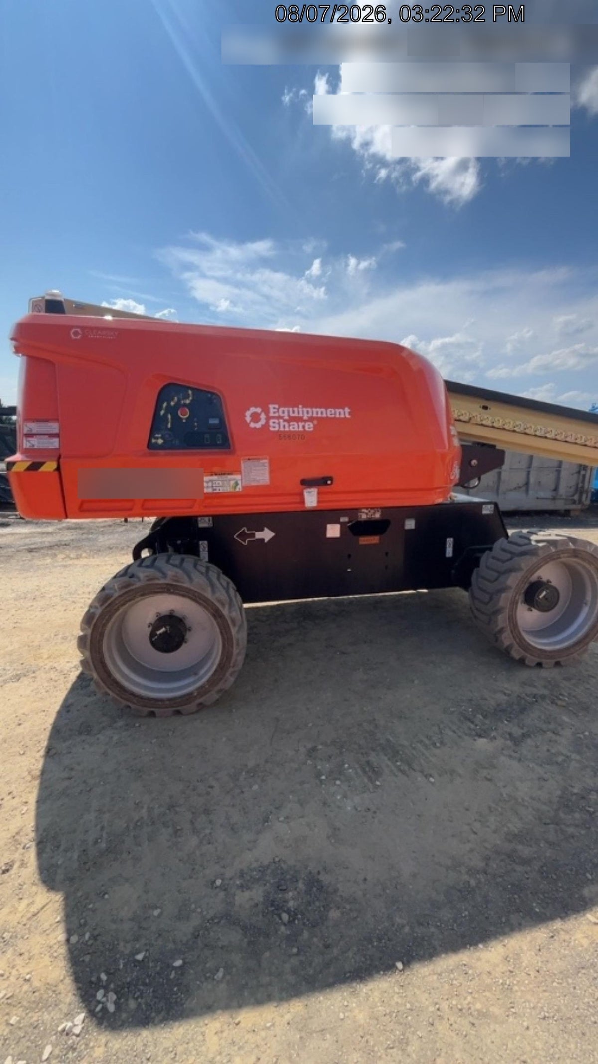 2025 JLG 660SJ