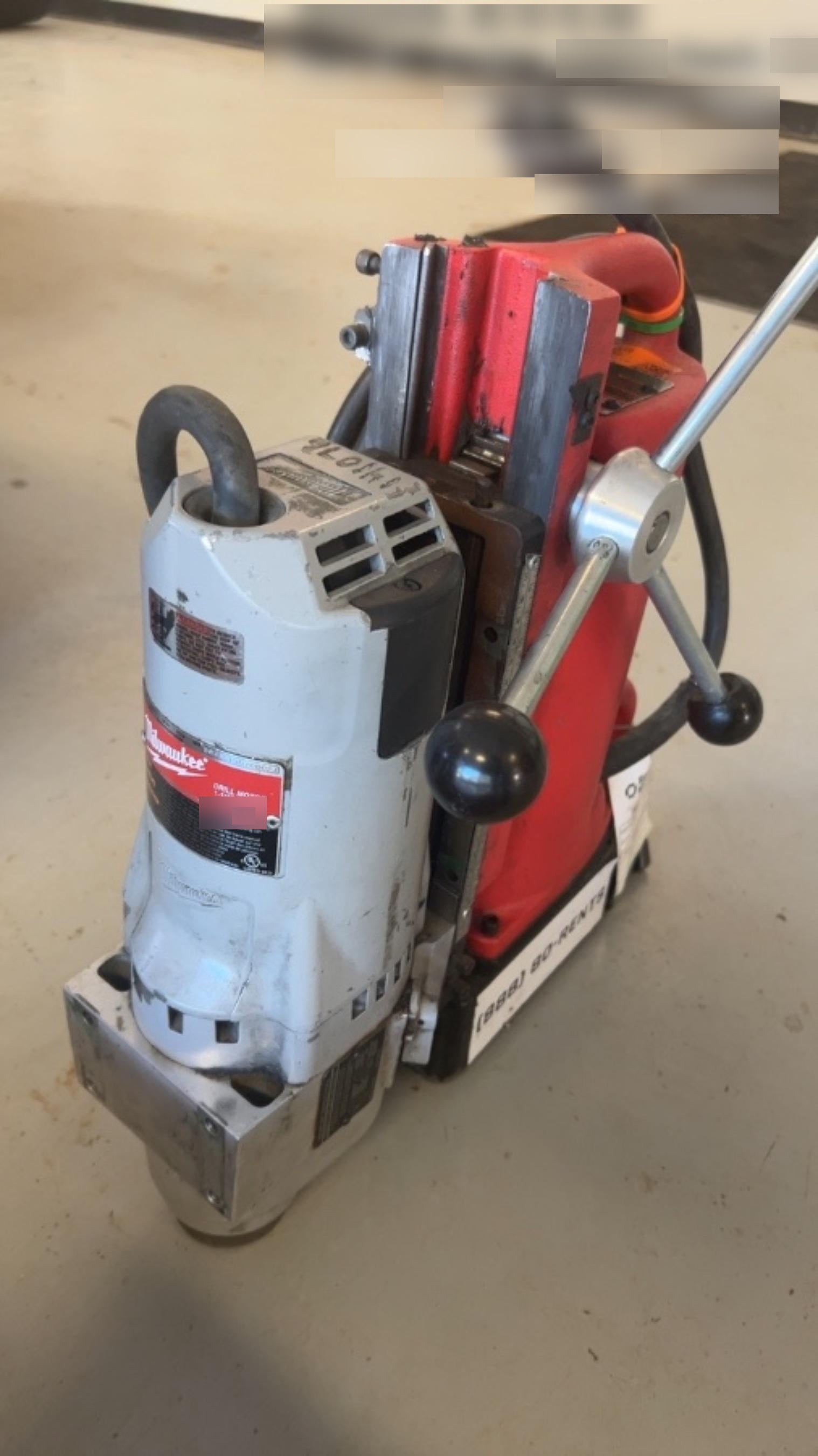 2021 MILWAUKEE 4209-1