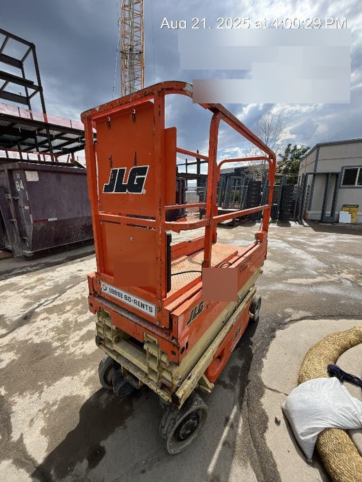 2016 JLG 1930ES