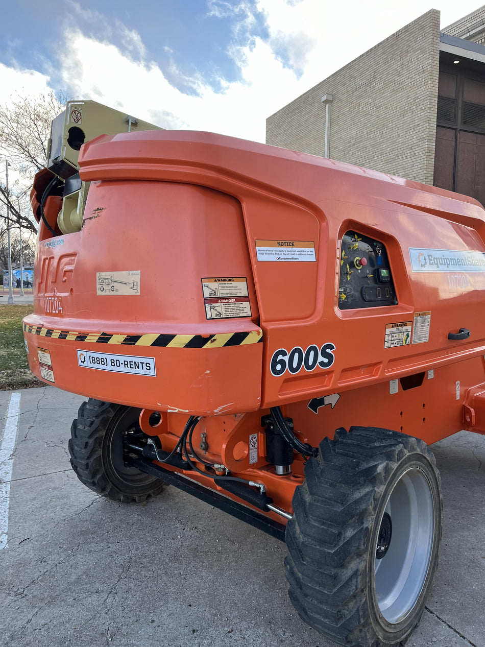 2024 JLG 660SJ