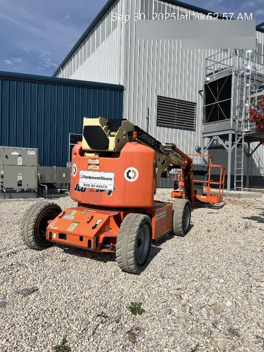 2019 JLG E450AJ