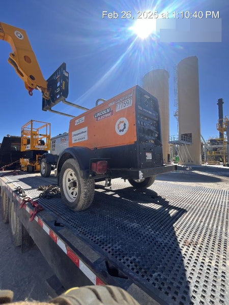 2021 Lincoln Electric Vantage 322 Vantage 322 Ready Pak 3 w/ Decals, ORANGE (includes trailer, cable rack, fender light kit) NO Telematics