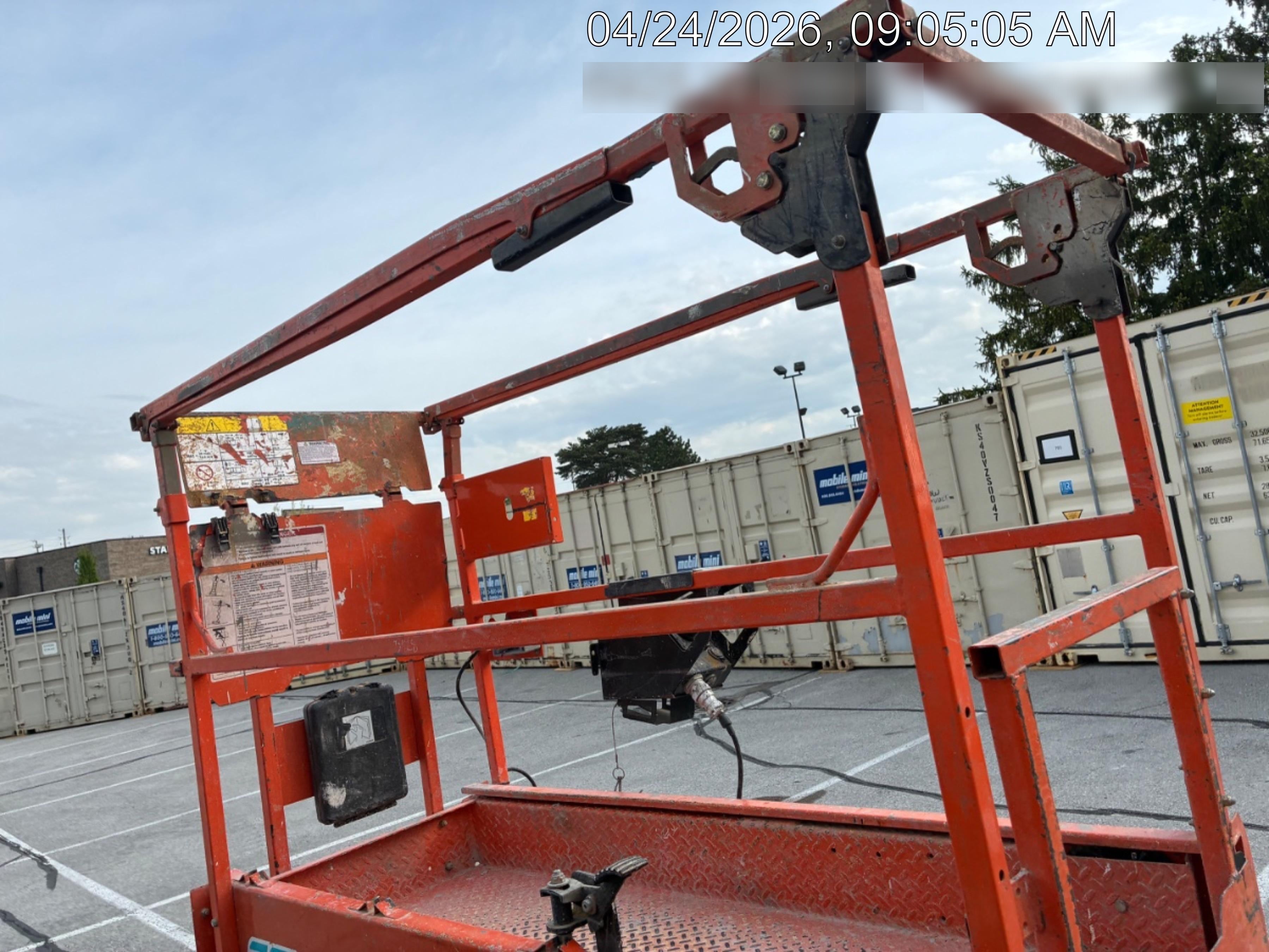2022 JLG ES1932