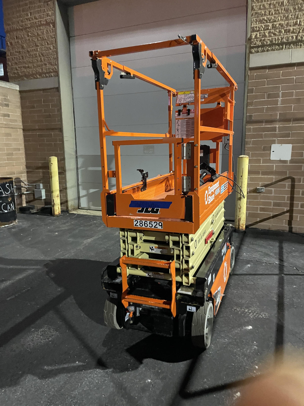 2022 JLG ES1932