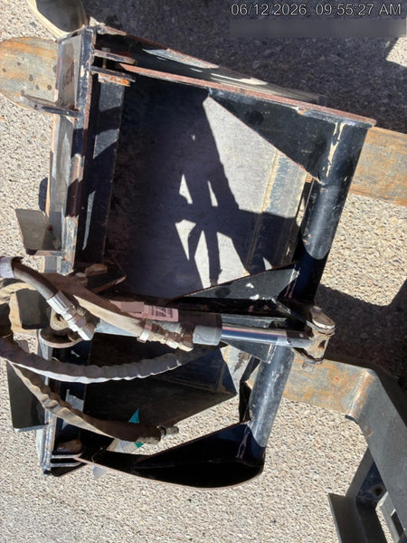 2022 CRATOS 31" Grapple Bucket