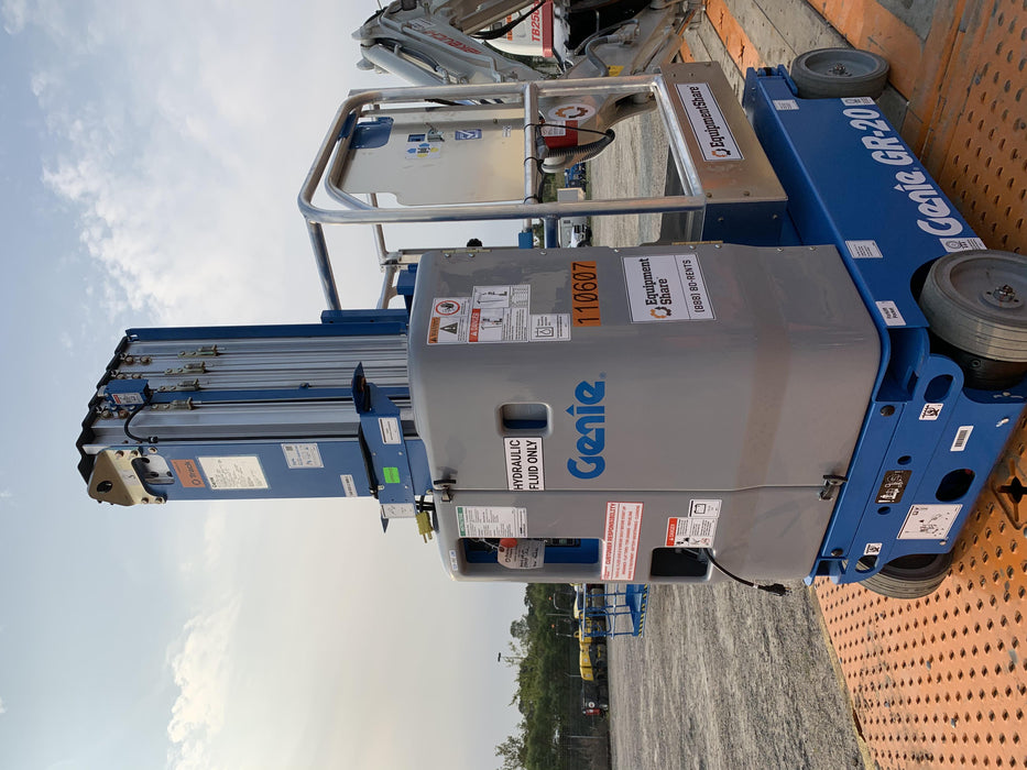 2020 GENIE GR-20