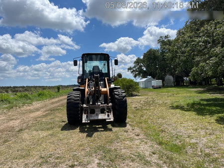 2017 CASE 621G