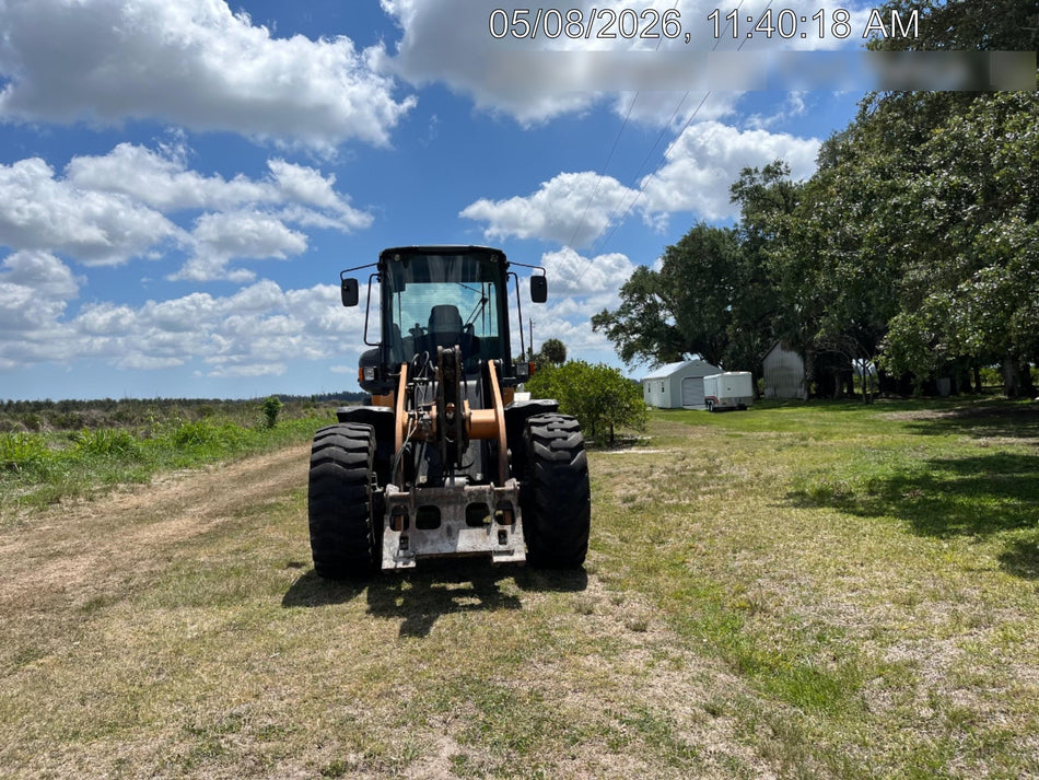 2017 CASE 621G