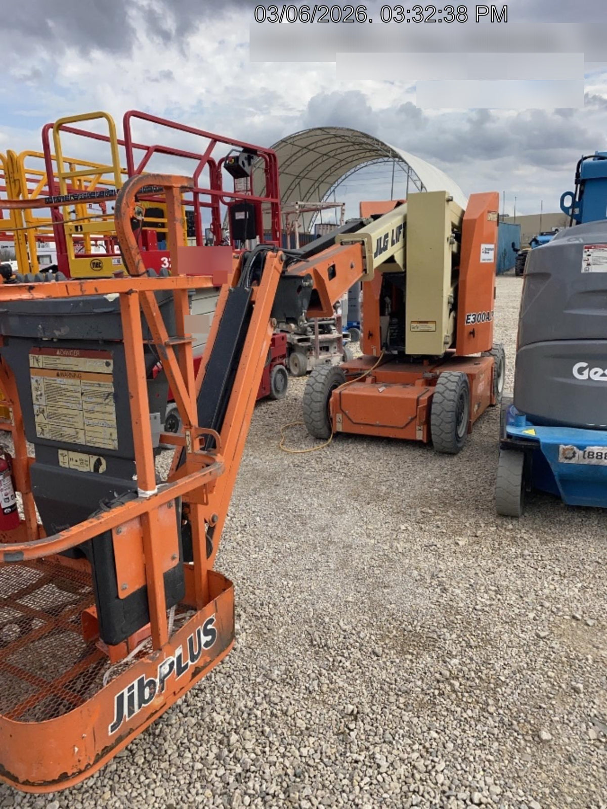 2019 JLG E300AJP